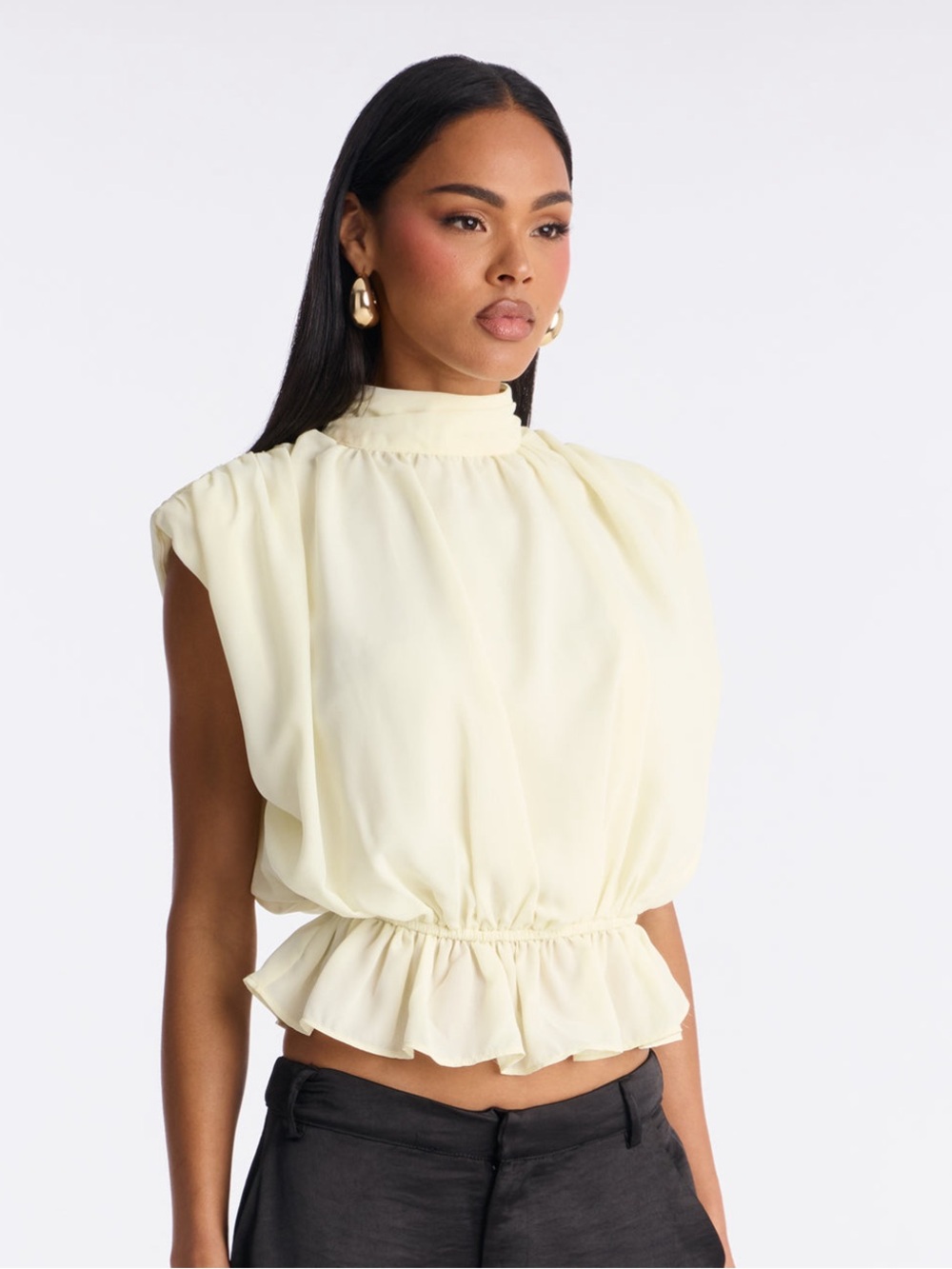 Fashion Nova Muse Mode Chiffon Top – Off White